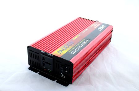 Инвертор преобразователь UKC AC/DC AR 4000W 12V / 3054