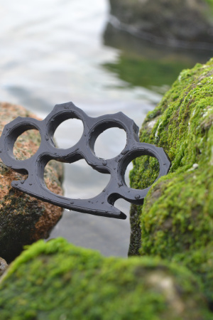 Кастет Кирин