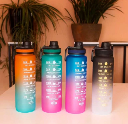 Бутылка с таймером для воды Refill C-Black 1000 мл Бутылка с таймером для воды Refill C-Black 1000 мл