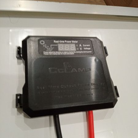 Солнечная панель SOLAR PANEL RB-SL60/ 72,5х74см/ индикация V и A / верх стекло, рамка алюминий Солнечная панель SOLAR PANEL RB-SL60/ 72,5х74см/ индикация V и A / верх стекло, рамка алюминий