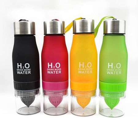Бутылка для воды с соковыжималкой H2O Water Bottle 650мл., разные цвета