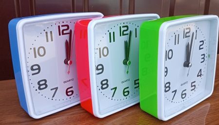 Часы Будильник № 8082 / JX-202 / 3016 (Квадратные) разные цвета