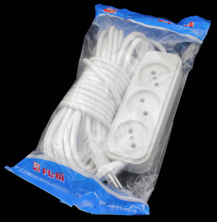 Удлинитель FL-BI 3 гнезда, 8 метров