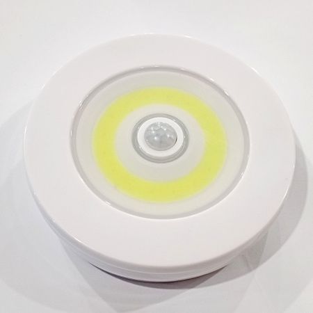 Фонарь для кемпинга RB406, ZH-168, датчик света и движения, 3хAA, диаметр 10см, Липучка