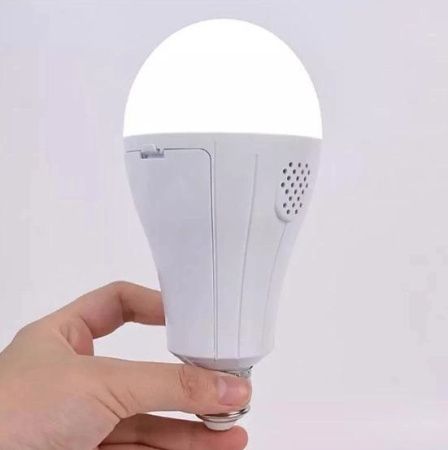 Лампа кемпинг в цоколь E27, 20W, 2x18650, AC/DC, 8440 Лампа кемпинг в цоколь E27, 20W, 2x18650, AC/DC, 8440