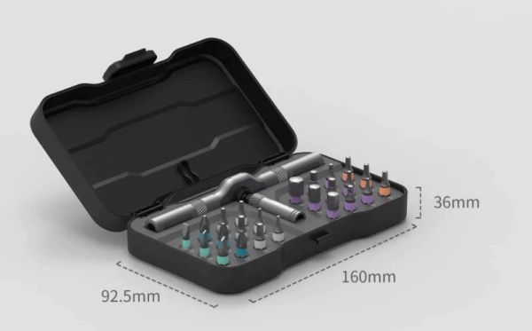 3540825868_w640_h640_otvertka-s-komplektom