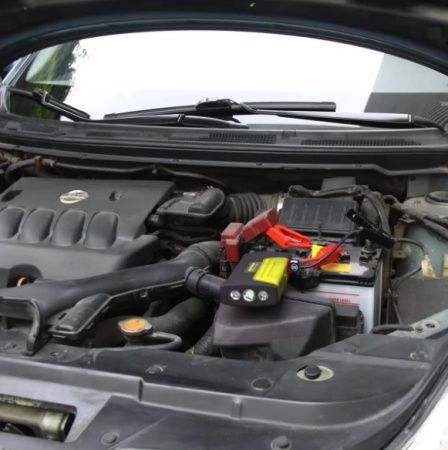 Пусковое устройство авто аккумулятора Jump Starter 50800mAh 6756/ 8399